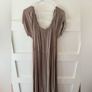 New Ninexis Beautiful off the shoulder corset top Maxi Dress putty size 1x